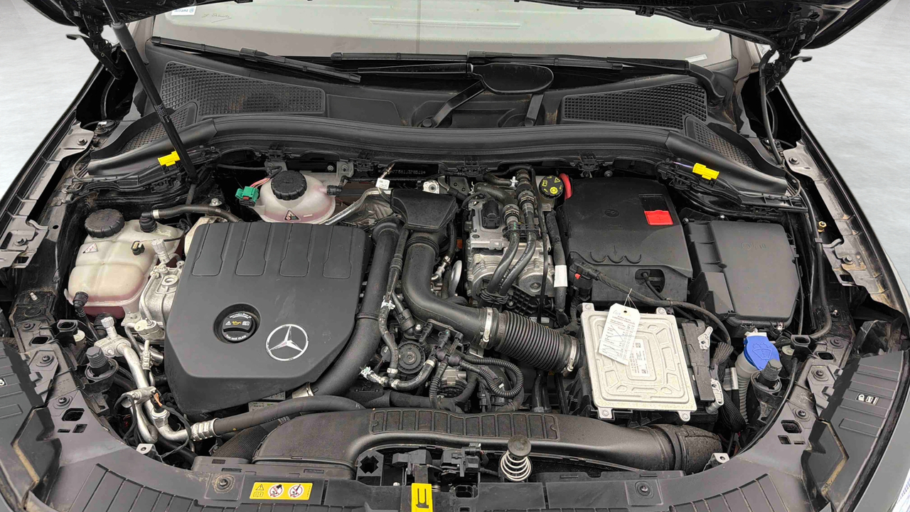 Mercedes GLA 250 e 8G-DCT — photo 19