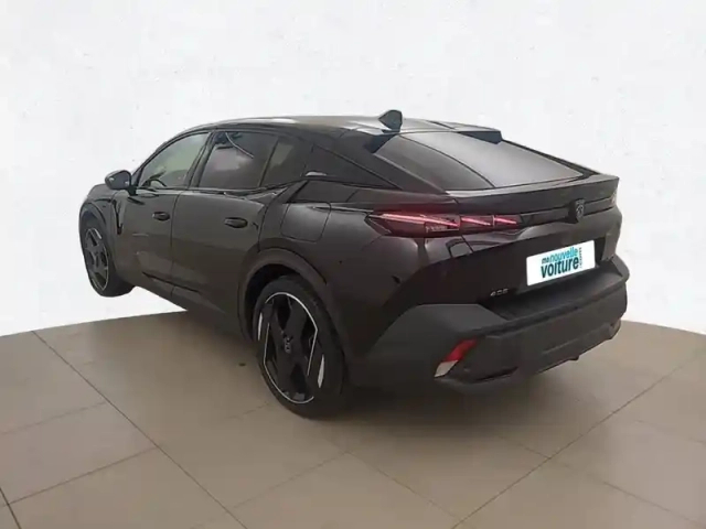 Peugeot 408 phev 225 e-eat8 — photo 7