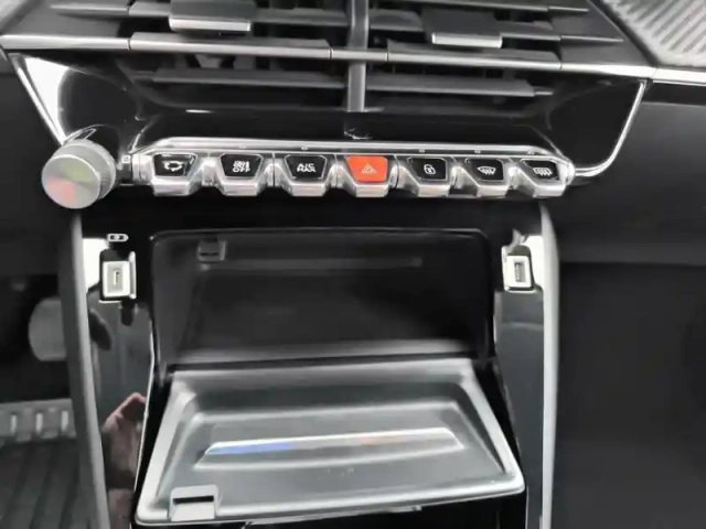 Peugeot 208 puretech 100 s&amp;s bvm6 allure pack — photo 13