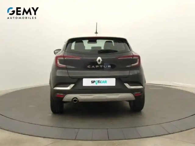 Renault Captur tce 140 edc - 21 — photo 5