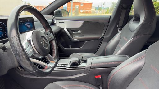 Mercedes Classe CLA Coupe 2.0 200D 150 - AMG Line – 2019 – 109000 km – Diesel – Boîte Automatique — photo 23
