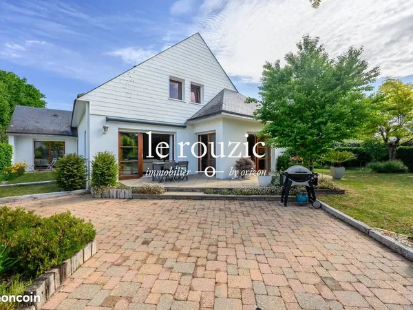 Propriété 8 pièces 168 m²