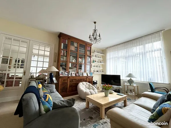 Appartement 4 pièces 137 m²