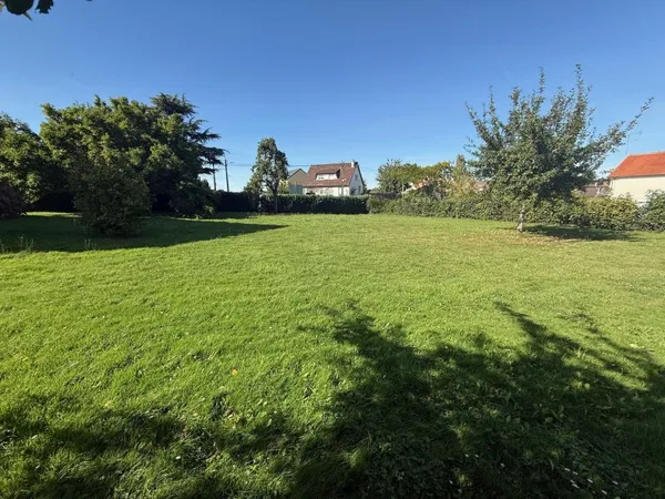 Terrain en individuel 1101 m²