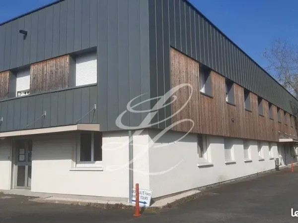 BUREAUX 50 m² SAINT AVERTIN