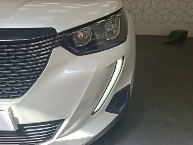 Peugeot 2008 bluehdi 100 s&amp;s bvm6 — photo 15