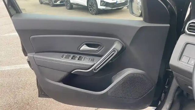 Dacia Duster blue dci 115 4x2 — photo 8