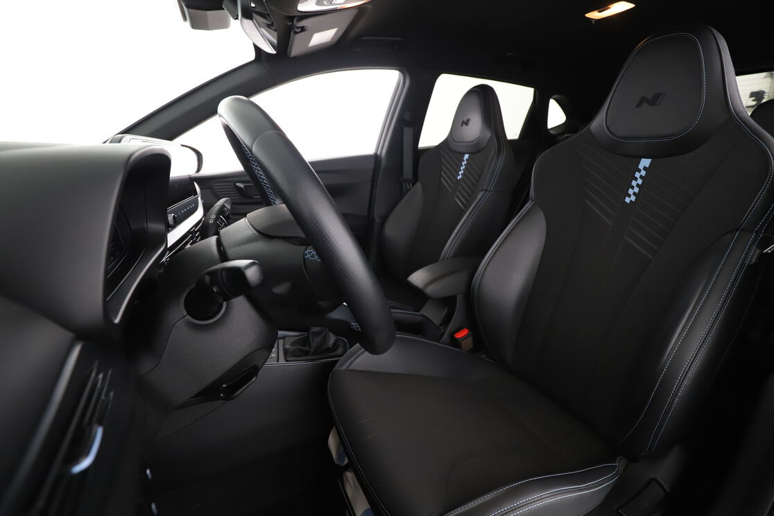 Hyundai i20 1.6 T-GDI N — photo 9