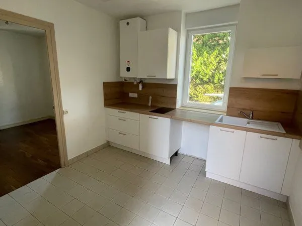 Petite maison proche Bréart