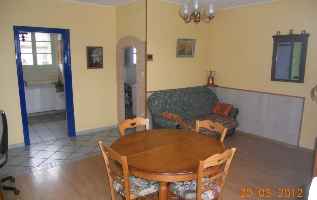 Photo 1
