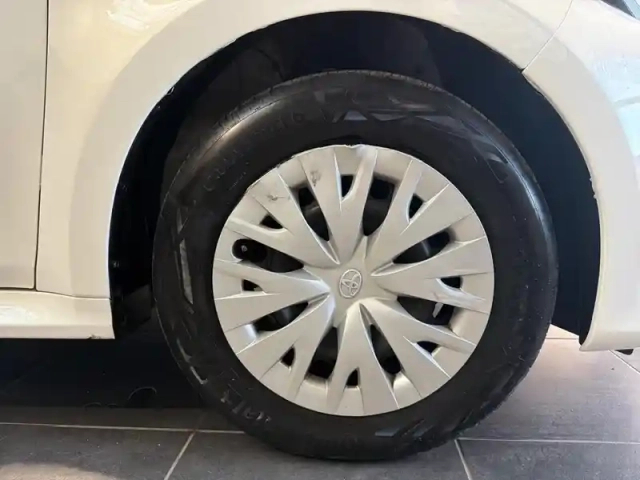 Toyota Yaris 120 vvt-i dynamic business 5p mc24 — photo 8