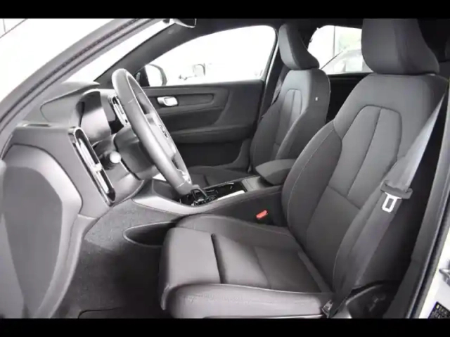 Volvo C40 recharge 231ch plus — photo 28
