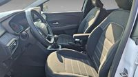 Dacia Sandero 1.0 TCe 90ch Expression — photo 9