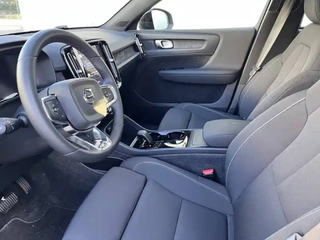 Volvo C40 recharge extended range 252 ch 1edt — photo 11