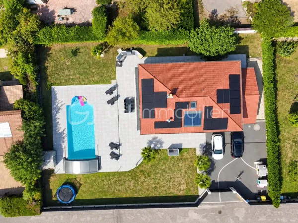 Maison 5 pièces 186 m²