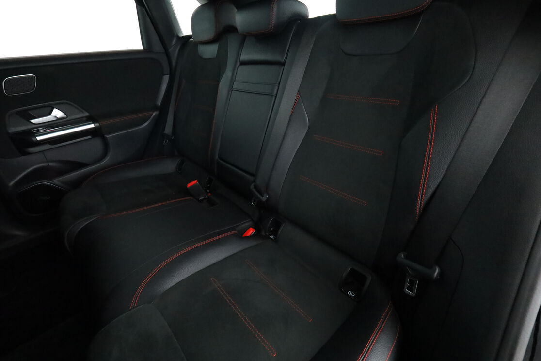 Mercedes-Benz Classe B 220 AMG Line 4Matic 7G-DCT — photo 13