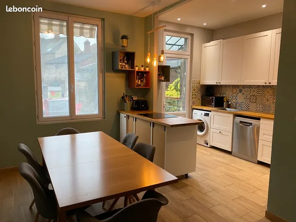 CHAMBRES MEUBLÉES - MAISON 120 M² AVEC GRAND JARDIN Gare de Creil à 7 min à pied | Loyers de 395 à 4