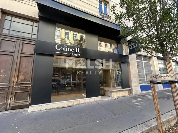Local commercial 93 m²