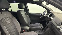 Volkswagen Tiguan 2.0 TDI 150ch R-Line DSG7 — photo 15