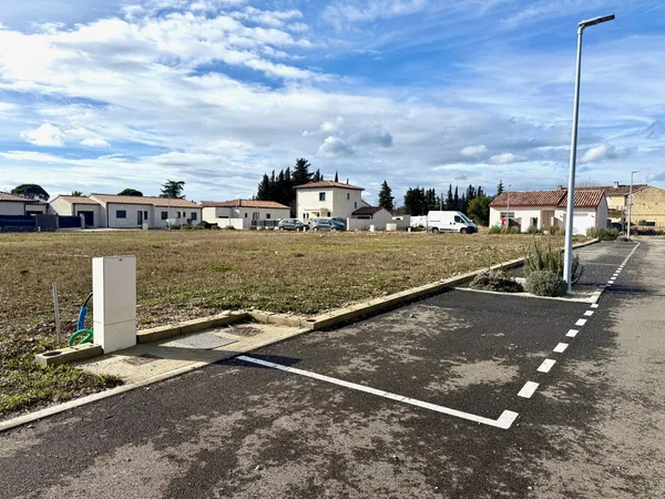 OFFRE EXCLUSIVE Terrain à bâtir viabilisé à Pierrelatte FRAIS DE NOTAIRE OFFERTS !