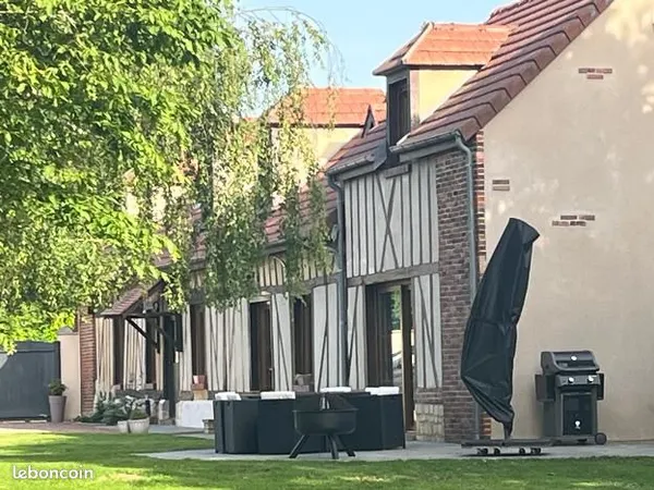 Investissement locatif, gîte de charme, maison de groupe 12 couchages - Sud Oise