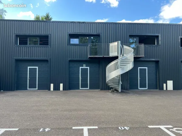 🚀 locaux commerciaux / activité à saint-chéron (91530)