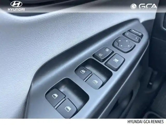 Hyundai Kona electric 64kwh - 204ch executive — photo 12