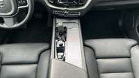 Volvo Xc60 T6 Hybride Rechargeable 253 + 145ch Plus Style Dark Geartronic 8 AWD — photo 24