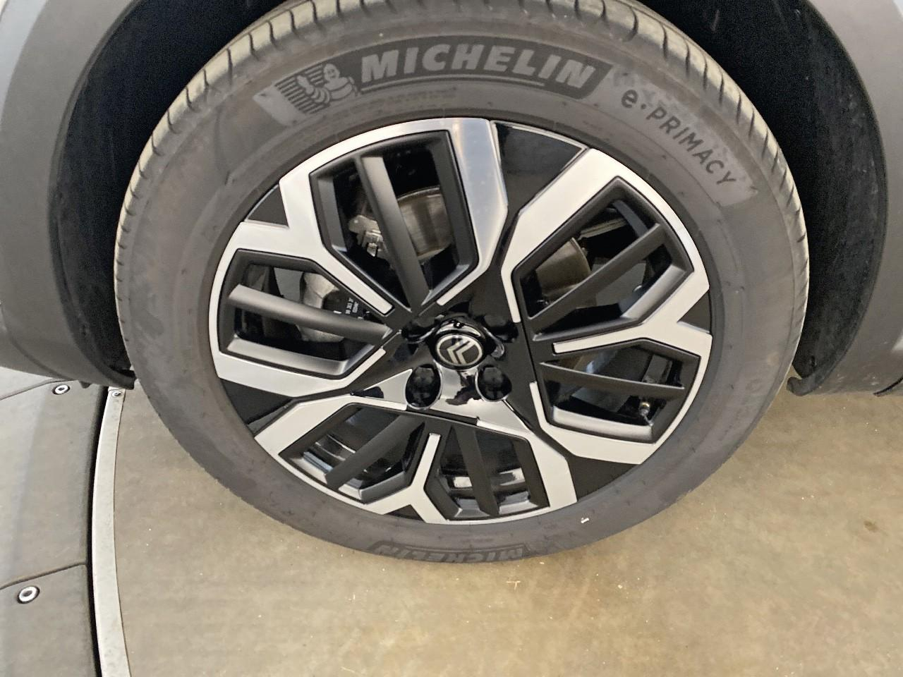 Citroën C4 X hybride 145 ch e-dcs6 max — photo 11