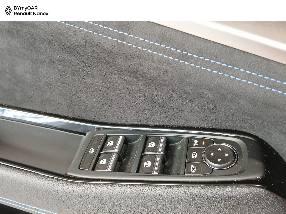 Renault Espace full hybrid E-Tech 200 ch 7pl — photo 17