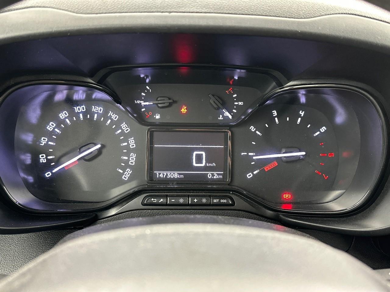Citroën Berlingo van m 650 bluehdi 100 s&s bvm6 driver — photo 15