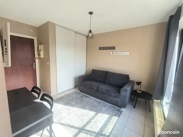 Studio meublé