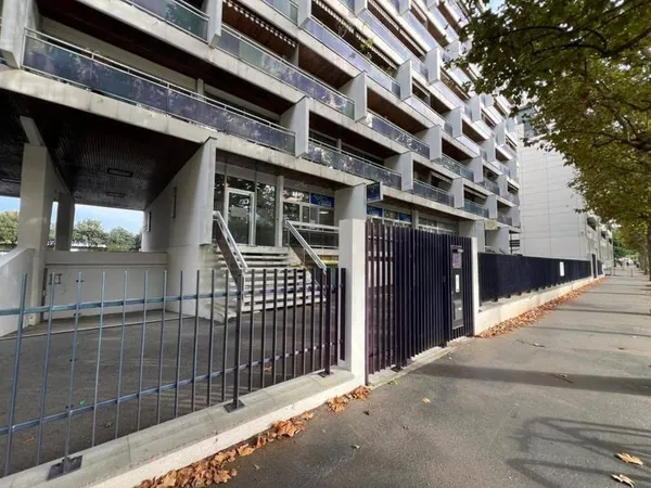 Bureaux 194 m²