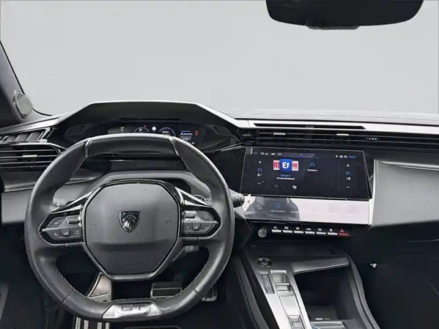Peugeot 308 phev 225 e-eat8 — photo 8