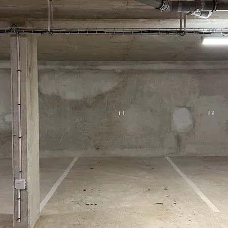 Emplacement de parking à louer à Neauphle le Château