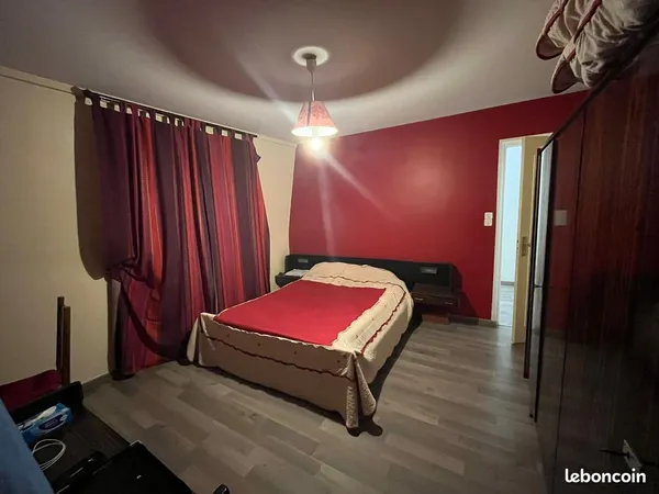 Chambre meublée à louer à Rosendaël