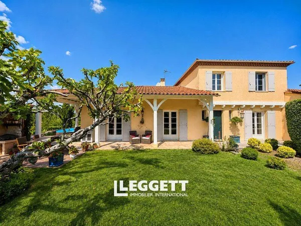 Maison 6 pièces 162 m²
