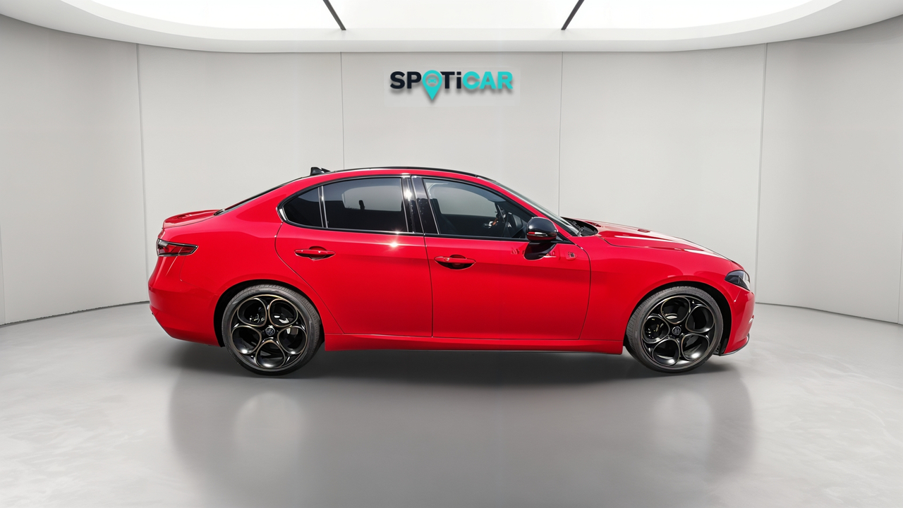 Alfa Romeo Giulia 2.2 160 ch AT8 — photo 6
