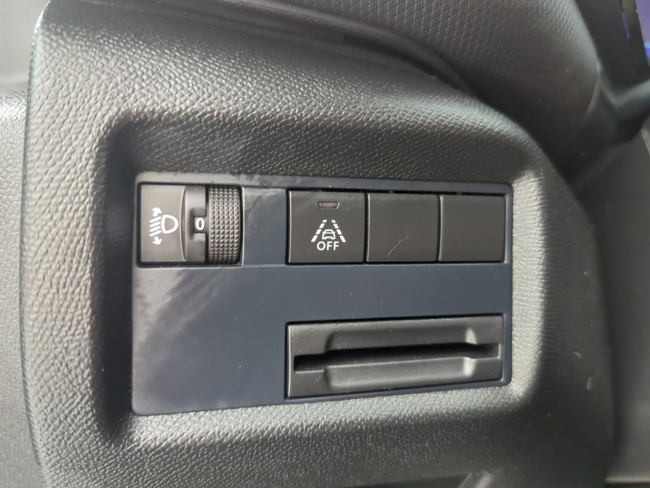 Citroën C5 Aircross hybride 136 e-dcs6 plus — photo 21