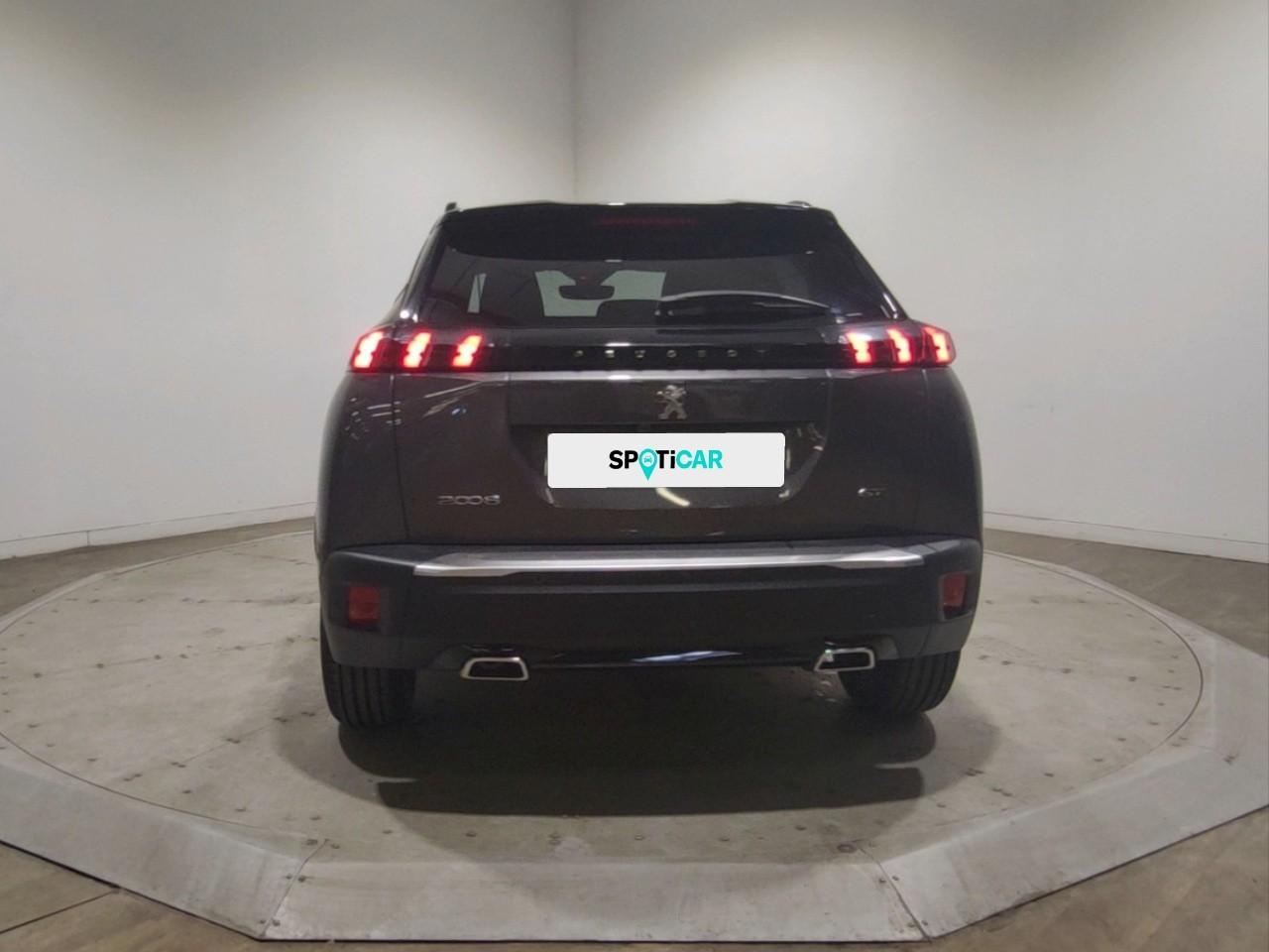 Peugeot 2008 puretech 130 s&s eat8 gt — photo 4