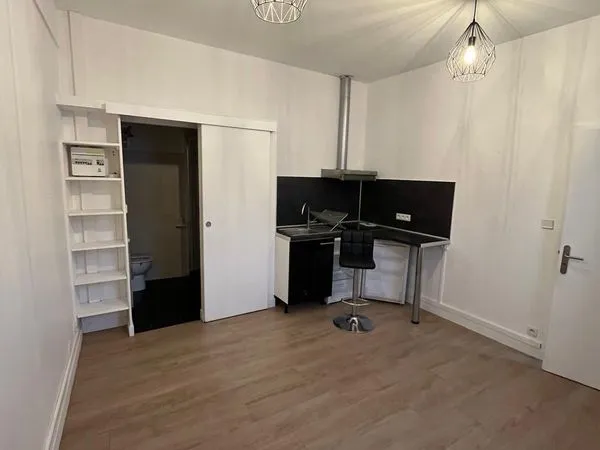 Studio 18m² rénové au calme - Talence Roustaing