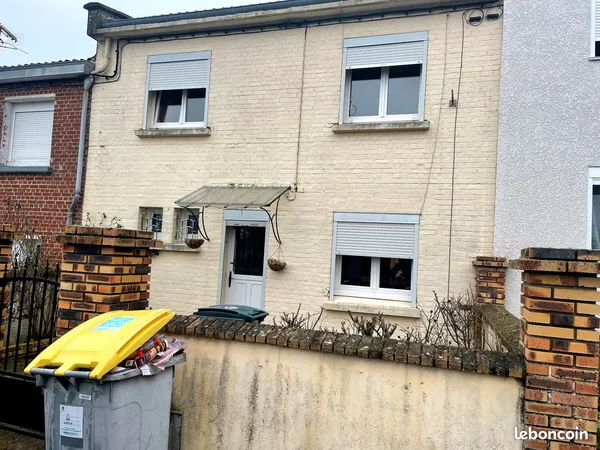Maison 4 chambres avec cours