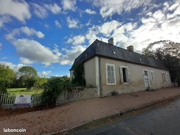 Maison 11 pièces 166 m²