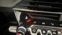 Peugeot 2008 1.2 PureTech 155ch S&S GT Pack EAT8 — photo 27