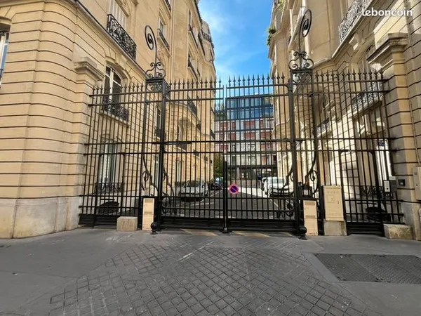 Parking aérien sécurisé Paris 6