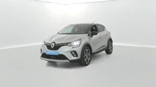 Renault Captur e-tech plug-in 160 - 21 — photo 10