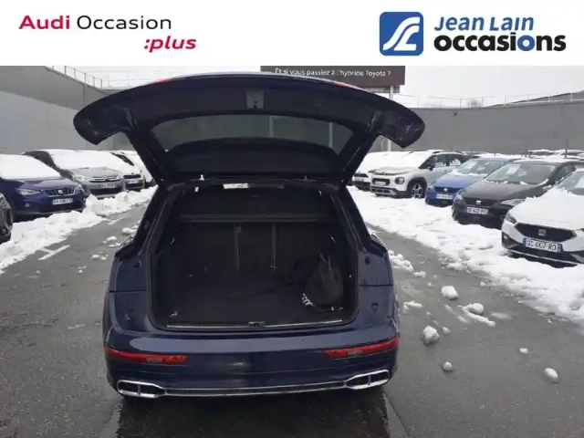 Audi Q5 55 tfsi e 367 s tronic 7 quattro — photo 10