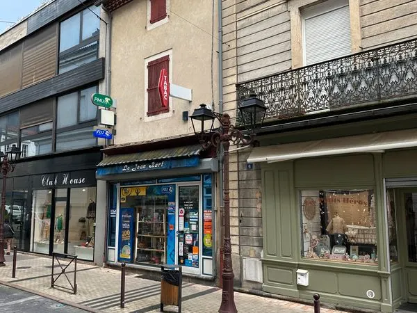 Centre-Ville : Murs et Fonds Tabac + Maison (accès intérieur)