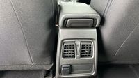 Renault Captur 1.3 TCe 140ch FAP Business - 21 — photo 33