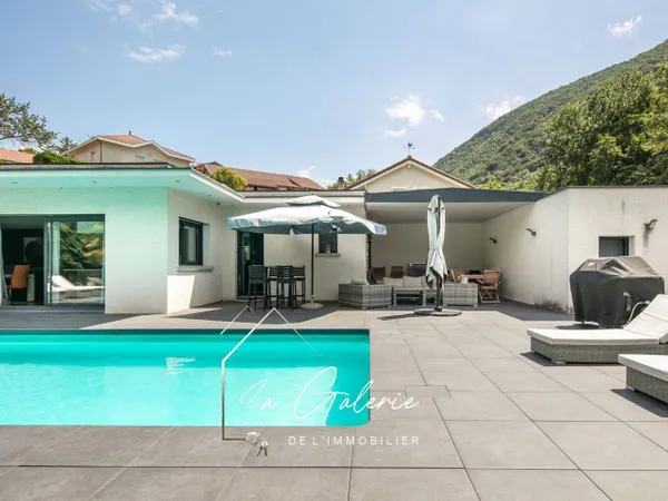 Maison 5 pièces 148 m²